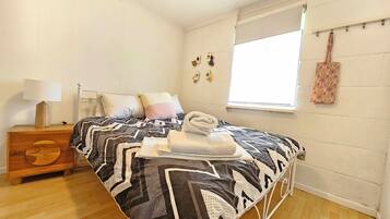 2 bedrooms, bed sheets