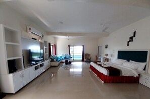 Presidential Studio Suite