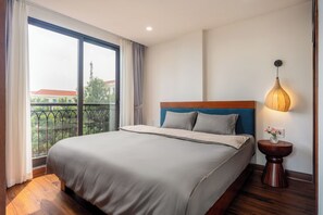 Luxury Suite, Balcony, City View | Desk, laptop workspace, iron/ironing board, free WiFi - Evelyn Indochine Chic in Central Hanoi (Hanoi)