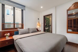 Luxury Suite, Balcony, City View | Desk, laptop workspace, iron/ironing board, free WiFi - Evelyn Indochine Chic in Central Hanoi (Hanoi)