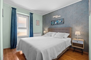 2 chambres, fer et planche à repasser, Wi-Fi, draps fournis