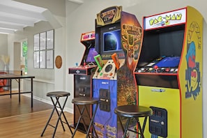 Spielezimmer