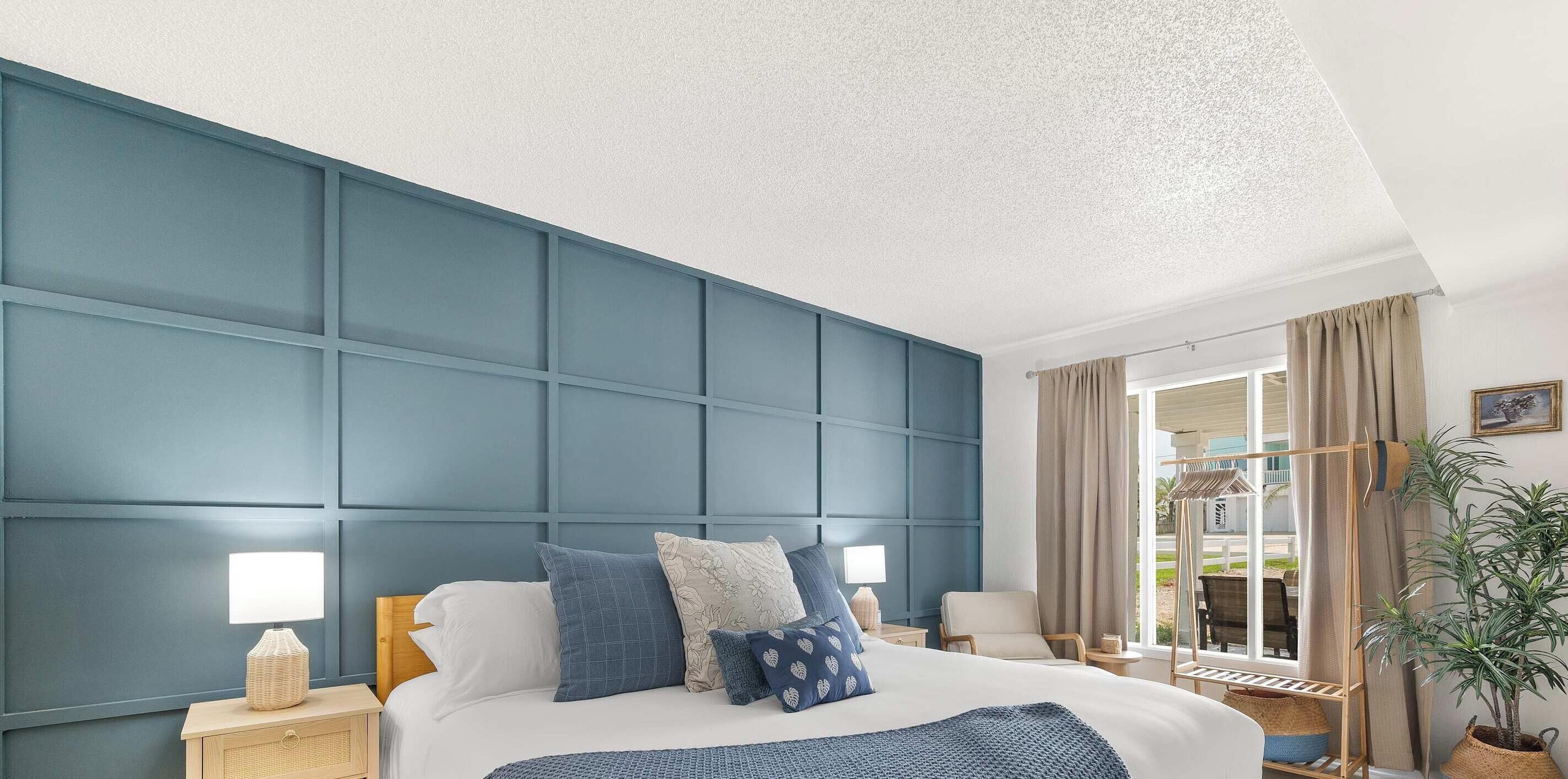 4 間睡房、書桌、熨斗/熨衫板、可攜式嬰兒床