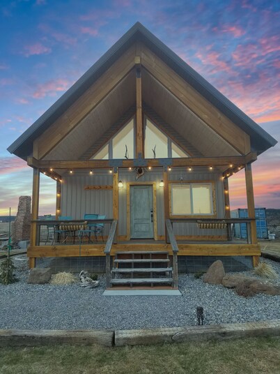 Kabino: River Run Cabin on Henry's Fork, Fire Pit, perfect fishing trip!