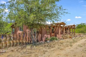 Exterior - Historic Adobe Pioneer House (Willcox)