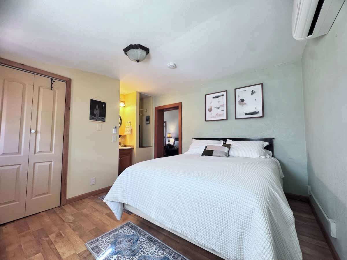 2 Schlafzimmer, Reisekinderbett, WLAN