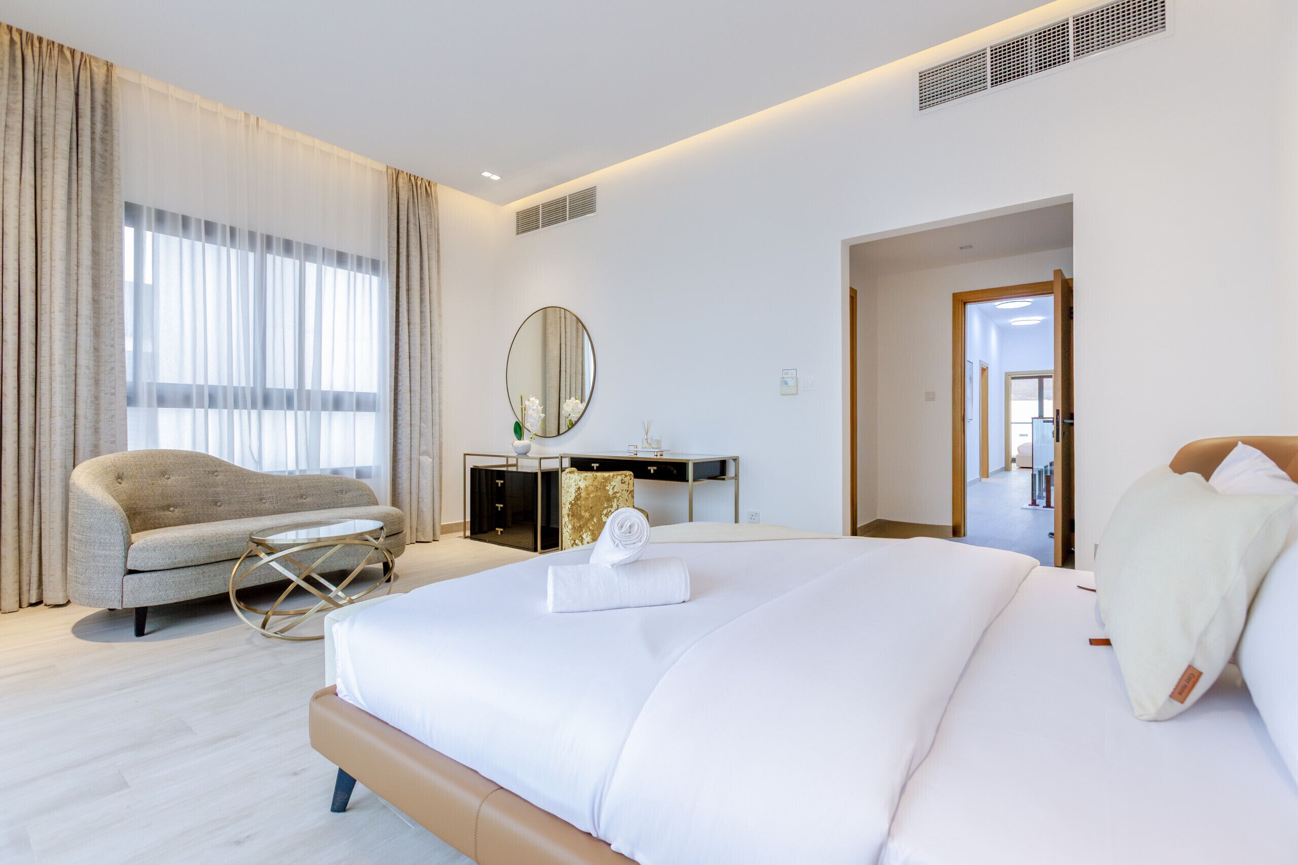 5 bedrooms, in-room safe, iron/ironing board, free WiFi