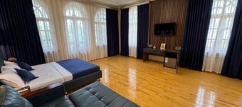 Shakuri guest house