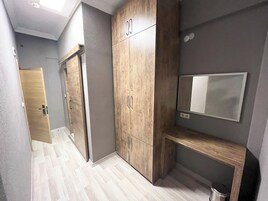 Triple Room | Desk, free WiFi, bed sheets