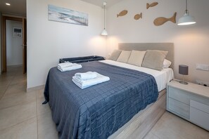 2 soverom, strykejern/-brett, reiseseng for barn og wi-fi (inkludert)