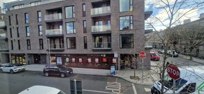Exterior - New, Updated 2BD in Prime Central Spot @ Docklands (Dublin)