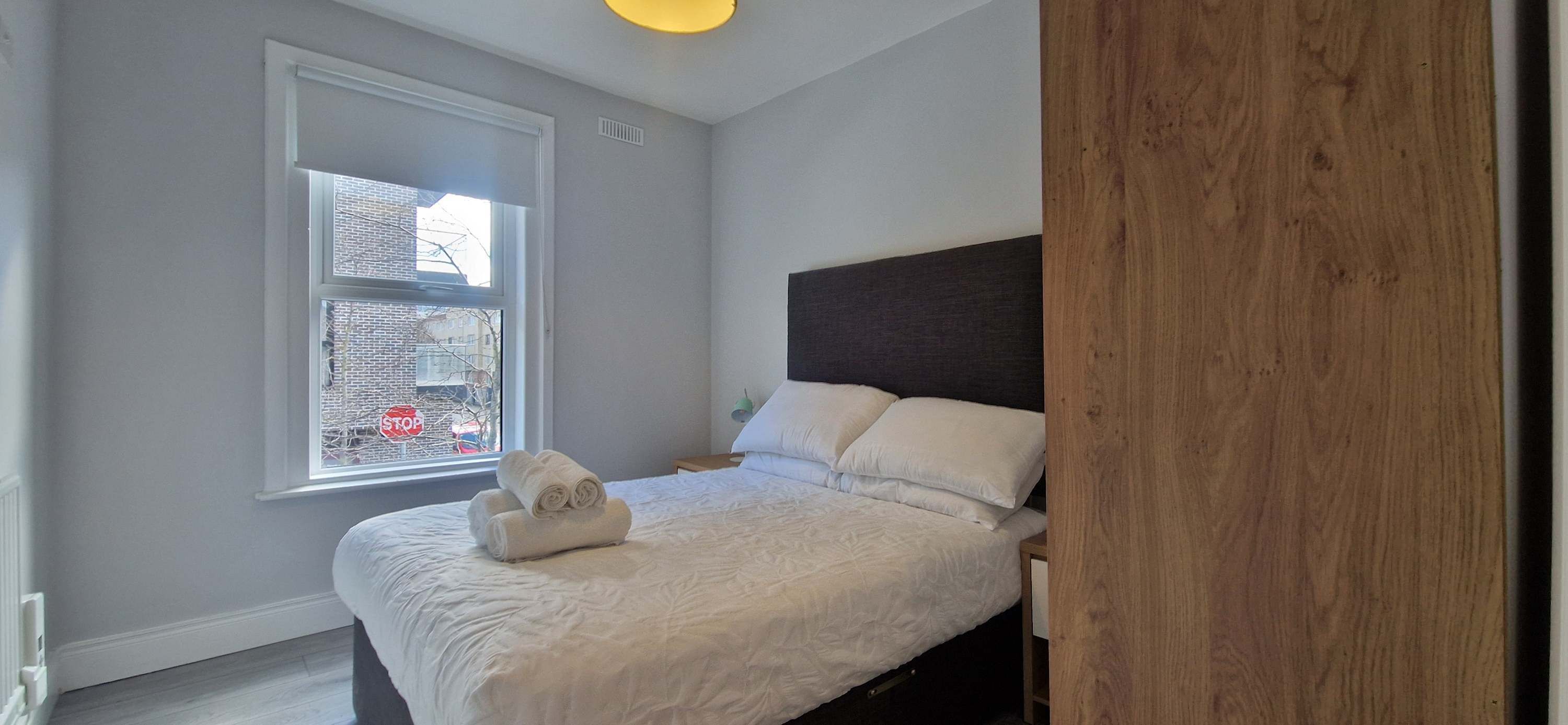 2 soverom, strykejern/-brett, wi-fi og sengetøy