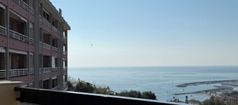 Your retreat in Varazze - spectacular views and the sea at your fingertips!
