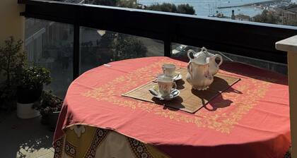 Your retreat in Varazze - spectacular views and the sea at your fingertips!