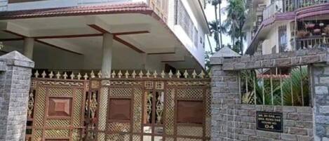 Majoituspaikan julkisivu