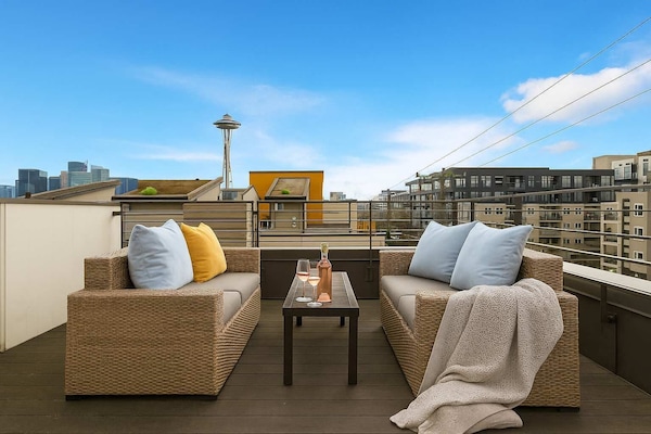 Enjoy views of the Space Needle or sip a drink at sunset. Outdoor seating provided.