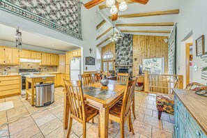 單棟房屋 (4 Bedrooms) | 內部