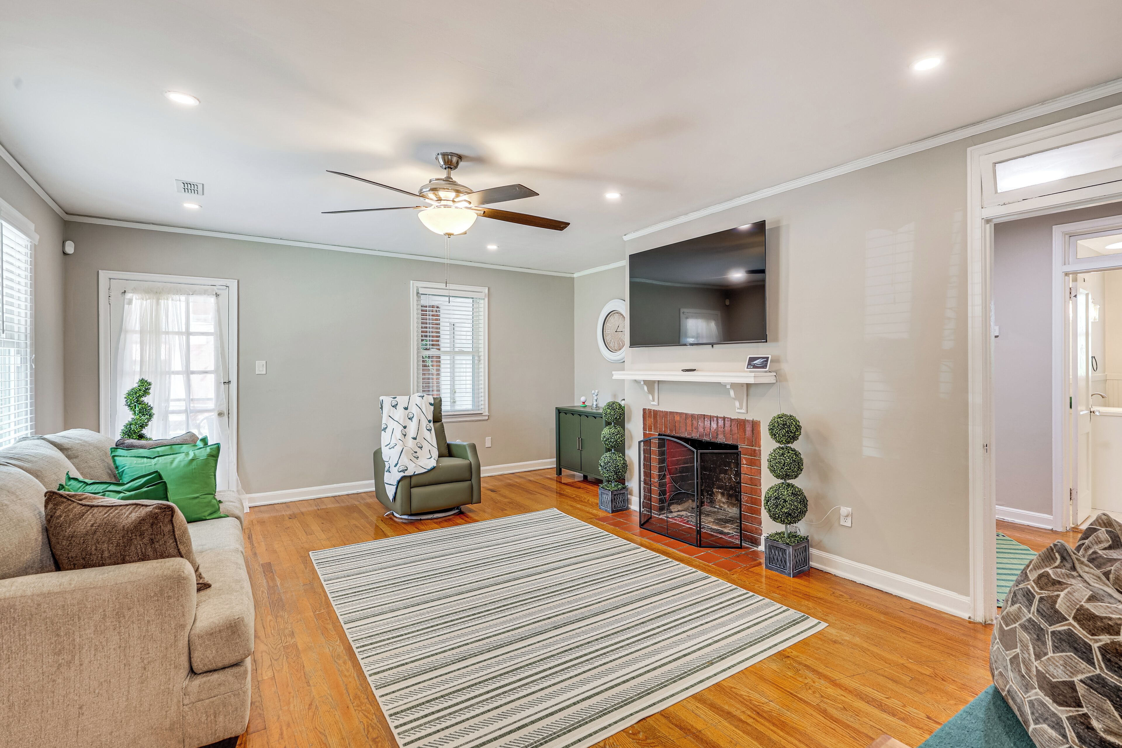 House (2 Bedrooms) | Front of property