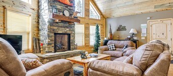 < 1 Mi to Brian Head Resort: Spacious Cabin!