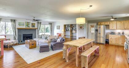 River Access & Gorgeous Views: Pisgah Forest Home!