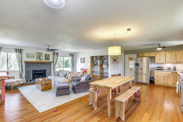 House (3 Bedrooms) | Front of property