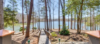 Lake Hartwell Haven w/ Boat Dock in Westminster!