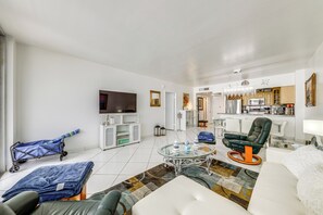 Apartment (1 Bedroom) | Interior