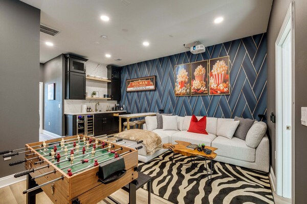 1 Mi To Dtwn: Hot Tub Haven In Richmond! - Chesterfield, VA