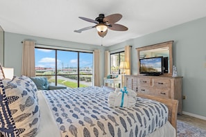 3 chambres, fer et planche à repasser, Wi-Fi gratuit, draps fournis