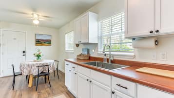 Rumah (2 Bedrooms) | Interior