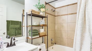 Hus (2 Bedrooms) | Innvendig