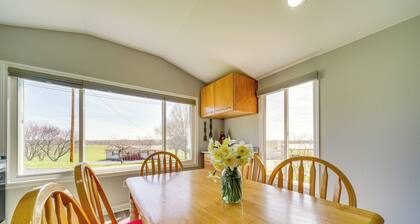 3 Mi to Caesars Casino: Indiana Retreat w/ Patio!