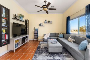 House | 3 bedrooms, Internet