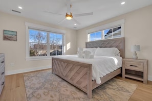4 bedrooms, iron/ironing board, travel cot, free WiFi - Coffee | Linen+Towels | Fast WiFi | Chef's Kitchen (Seaside Park)