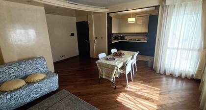 Casa Terzi - Fairgrounds - Free Parking - Comfortable and Cozy