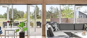 5 Star Holiday Home in Albaek