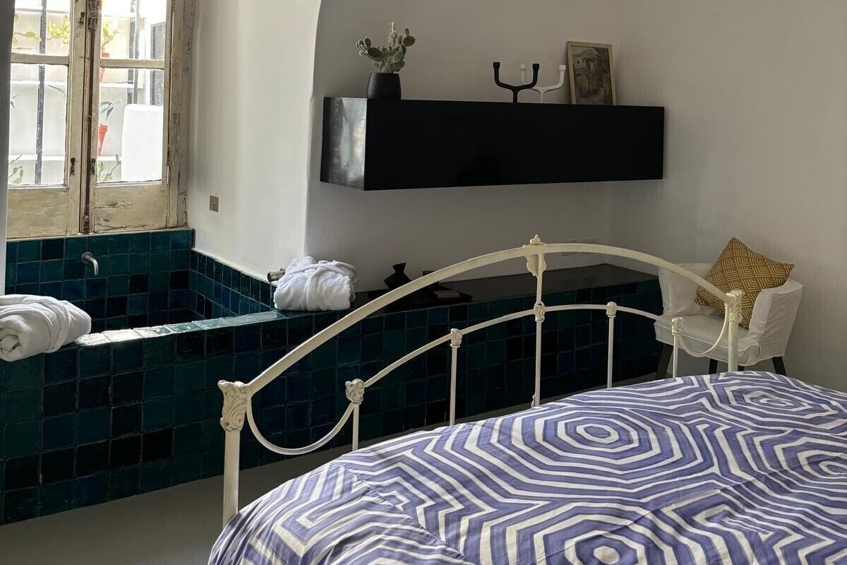 Suite exclusiva | 1 habitación, escritorio y espacio para trabajar con laptop