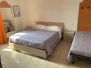 Eenvoudig appartement | 1 slaapkamer, een bureau, gratis wifi