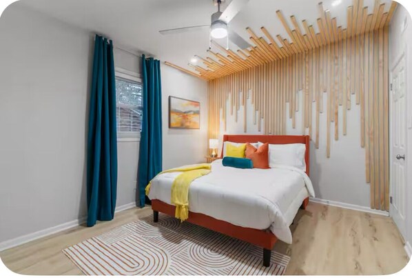 3 chambres, fer et planche à repasser, Wi-Fi, draps fournis