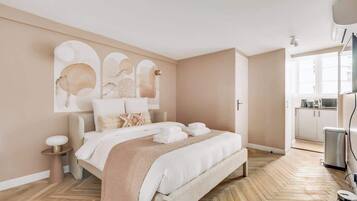 Fer et planche Ă repasser, Wi-Fi, draps fournis