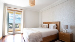 1 soverom, strykejern/-brett, reiseseng for barn og wi-fi (inkludert)