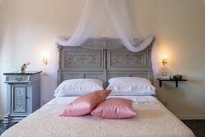 Iron/ironing board, free WiFi - Piemonte Country House (Agliano Terme)