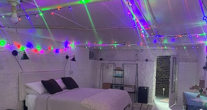 1-bedroom flat walking distance to Ohio University in Athens