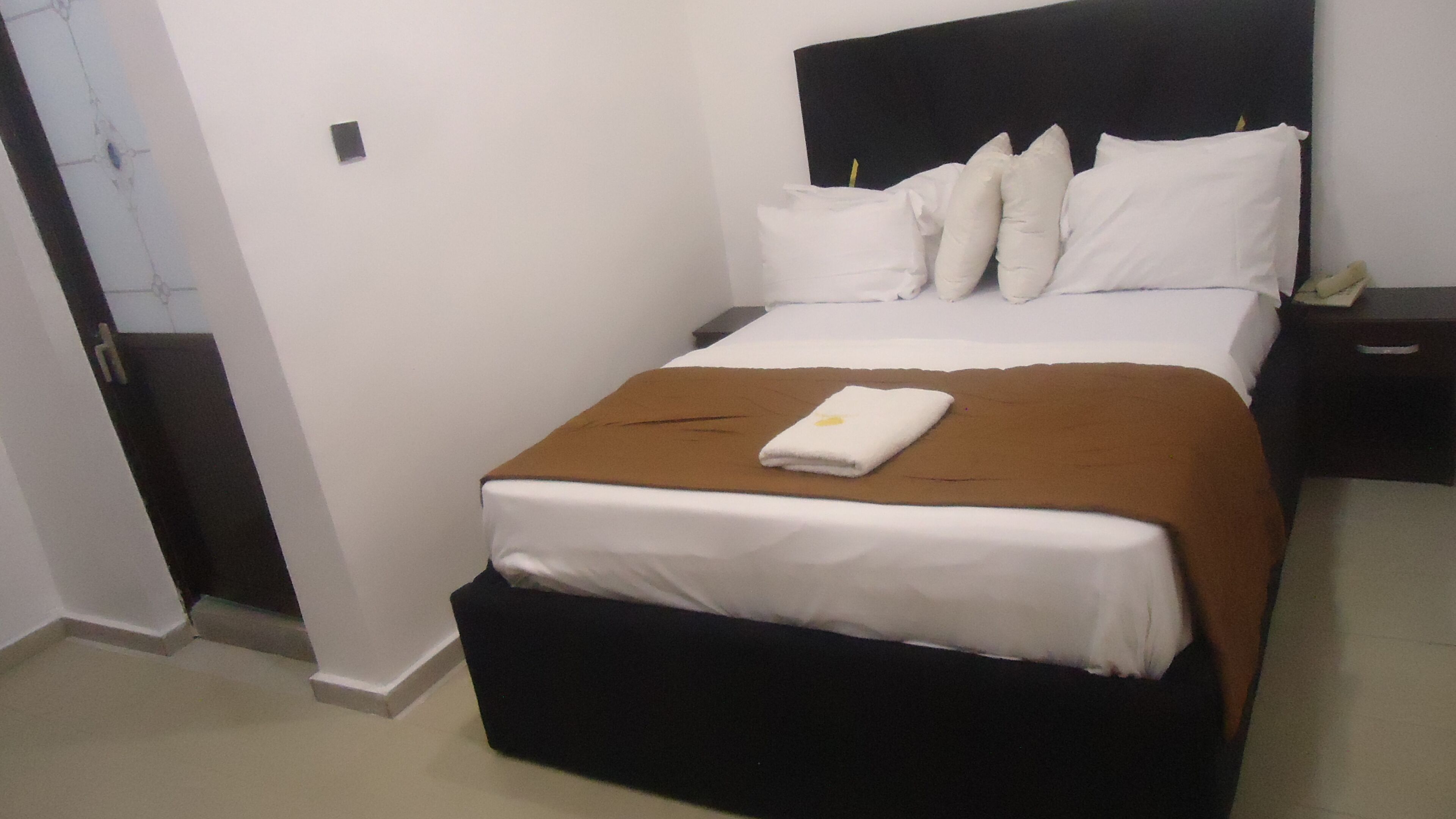 書桌、免費無線上網