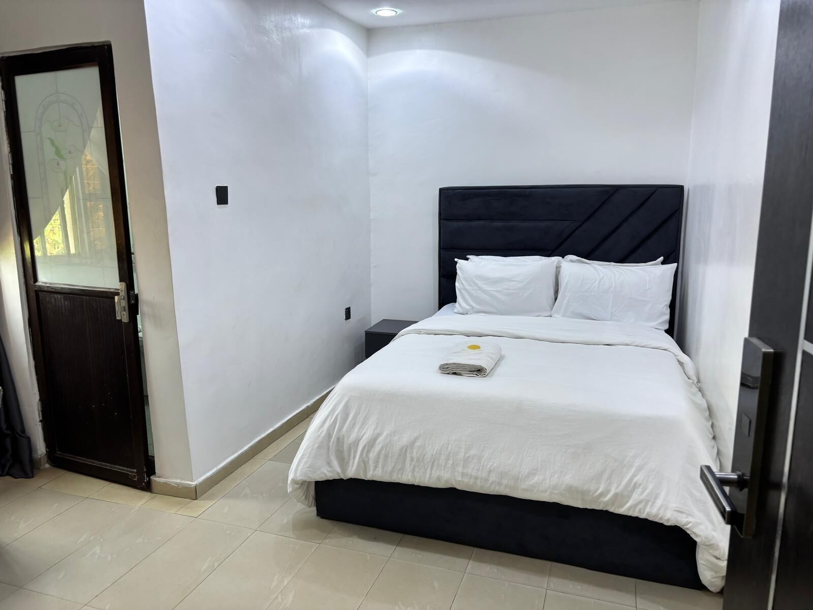 Deluxe kamer, 1 tweepersoonsbed, niet-roken, airconditioning | Een bureau, een laptopwerkplek, gratis wifi
