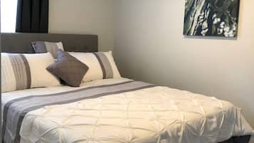 2 Schlafzimmer, Bügeleisen/Bügelbrett, kostenloses WLAN, Bettwäsche
