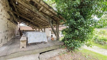 屋外ダイニングエリア