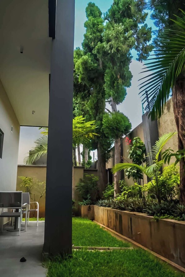 Terrace/patio - In the heart of Zambia - Orchard Villas (Lusaka)