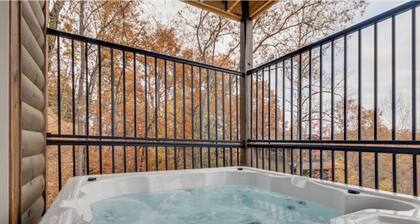 *Brand New Cabin w/ POOL! Theater + Near TOWN!*