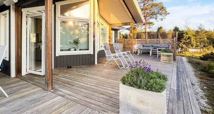 5 Star Holiday Home in Ljugarn